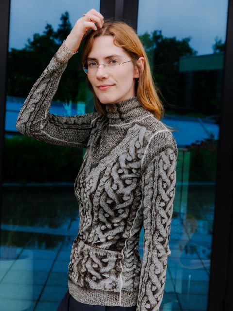 2025-gloriahasnay-portrait-final-web-03_xsjpg (1).jpg