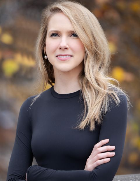 Annette Elliiot Photo.jpg