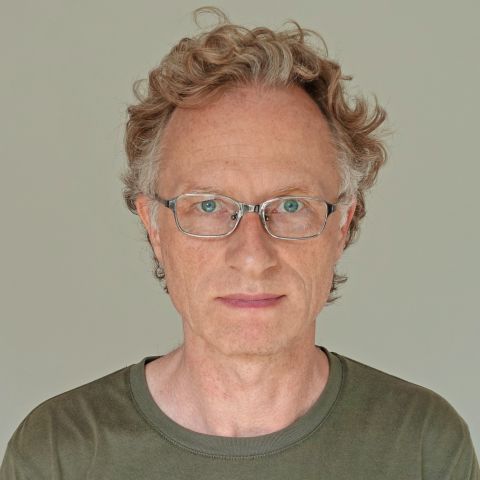 JanVerbeek_Portrait_2401x2401 (1).jpg