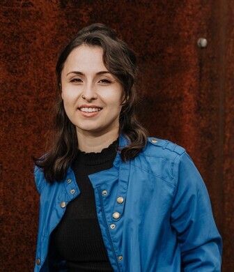 Mitarbeiterfoto_Alisa_Berezovskaya.jpg