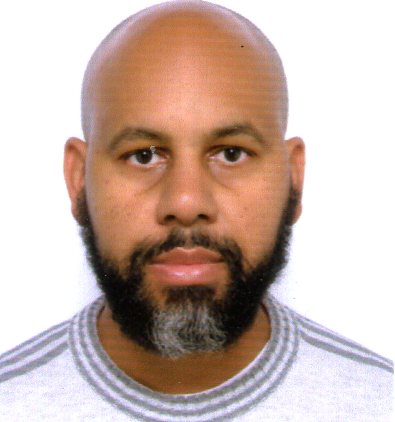 de cuir_greg_ headshot_feb2016.jpg